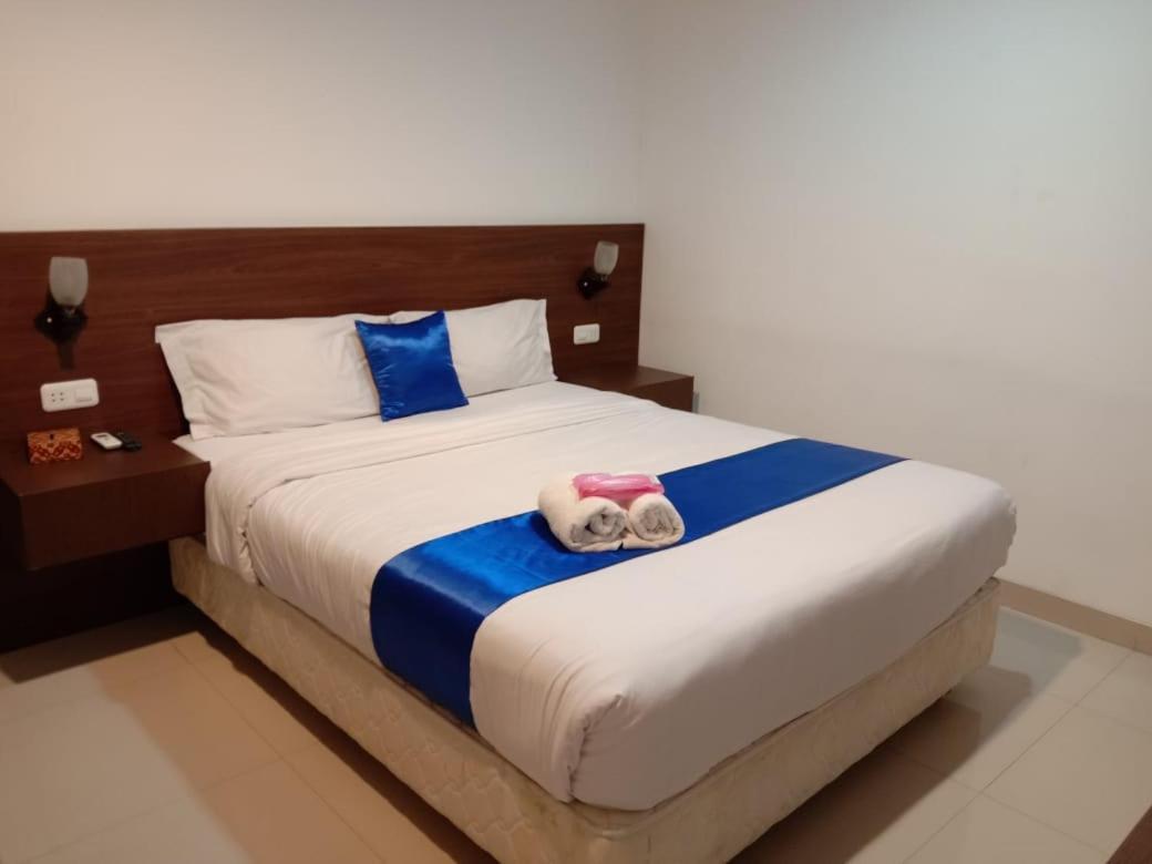 Puri Maju Hotel Jakarta Eksteriør billede